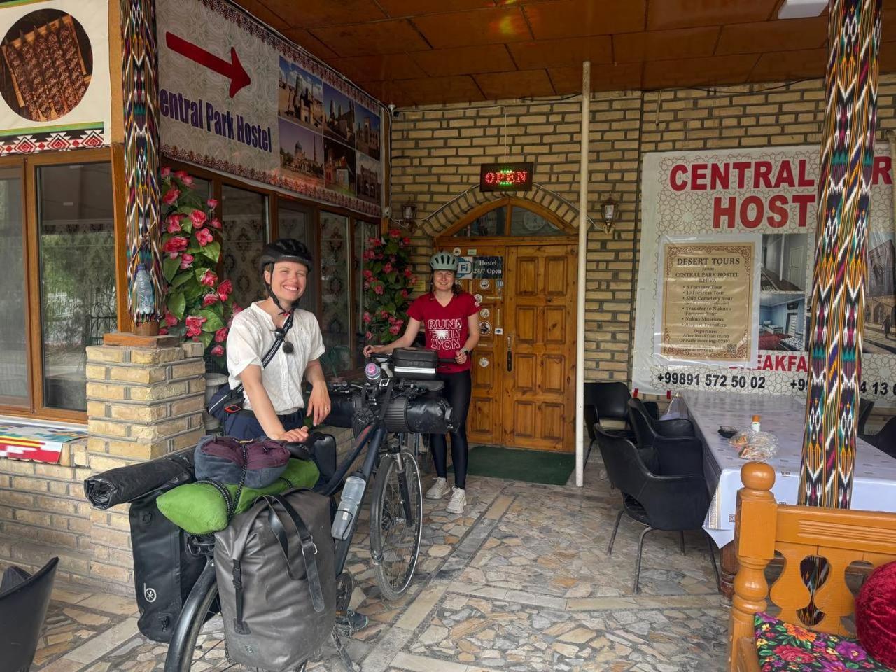 Central Park Hostel Khiva Exterior foto